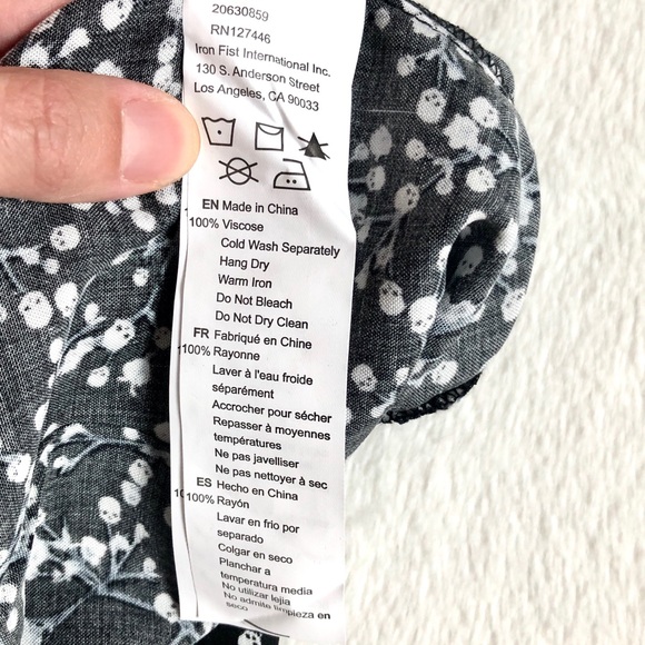 Iron Fist Death Breath Short with Skulls Size L - Picture 8 of 8